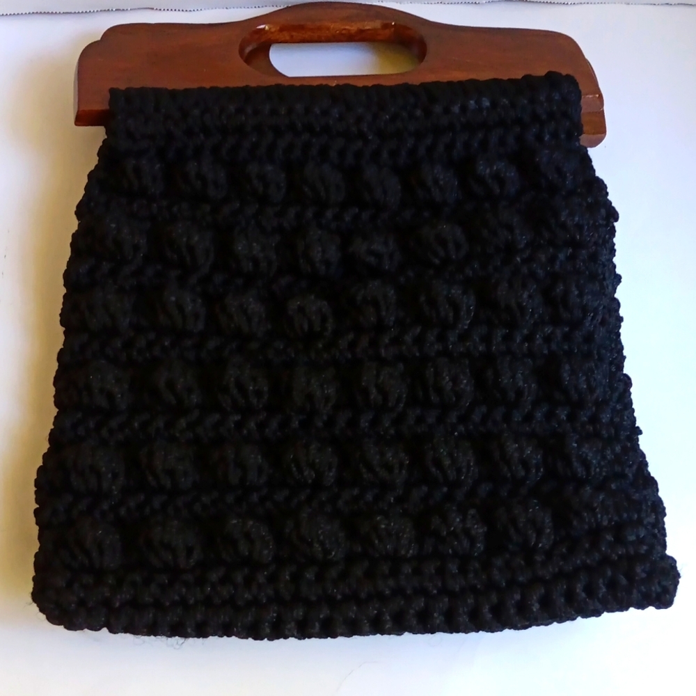 CROCHET BLK/BROWN UNIQUE PURSE